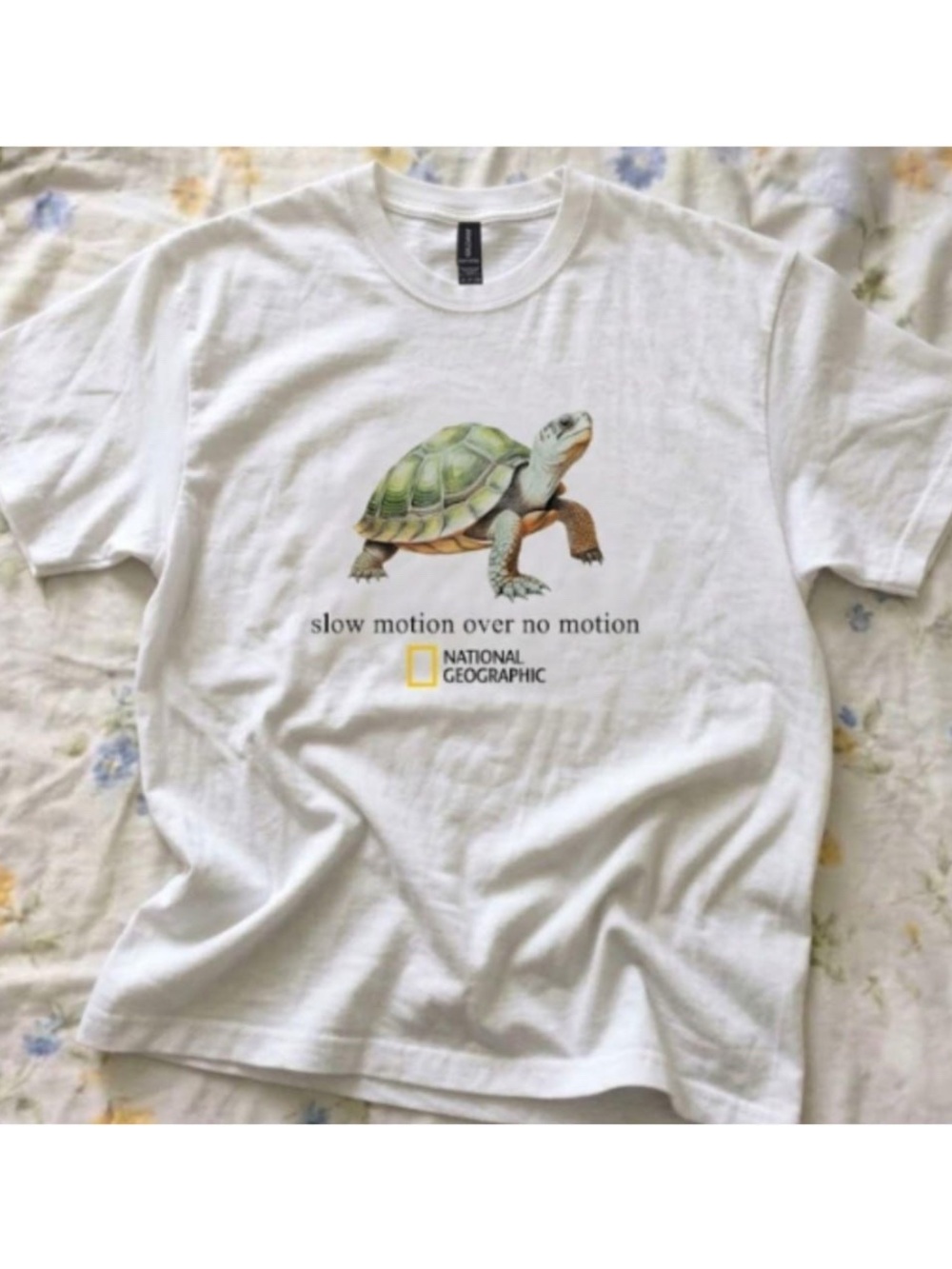 Gildan White Tee with Green Turtle Graphic